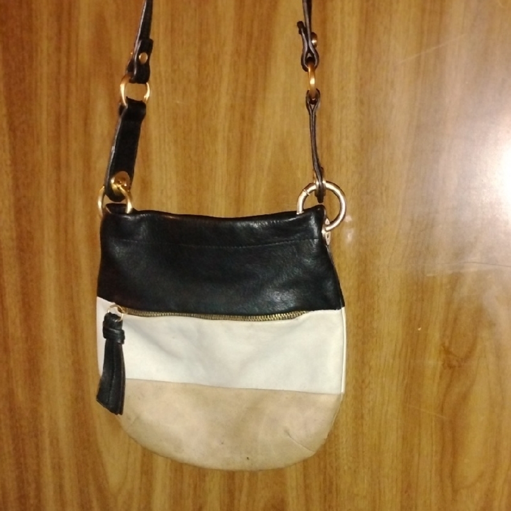 B Makowsky Cross Body Purse